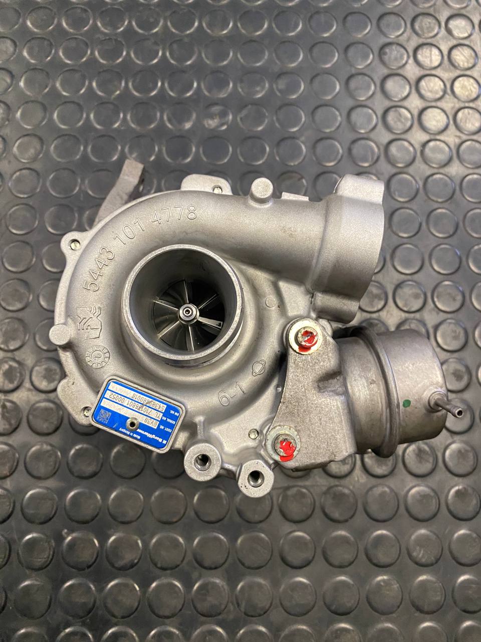 РЕМОНТ ТУРБИНЫ Vito 1.6d